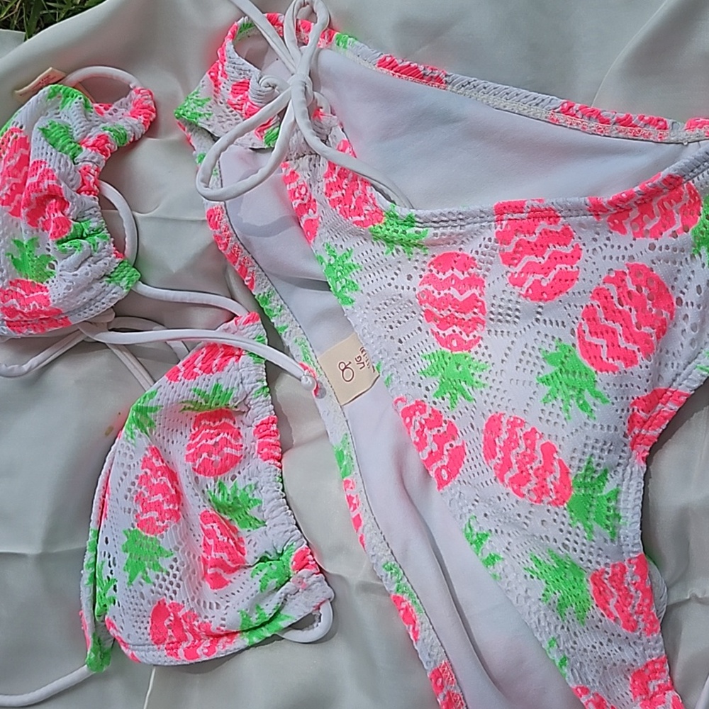 OP Bikini Bottom(L) Top (M)